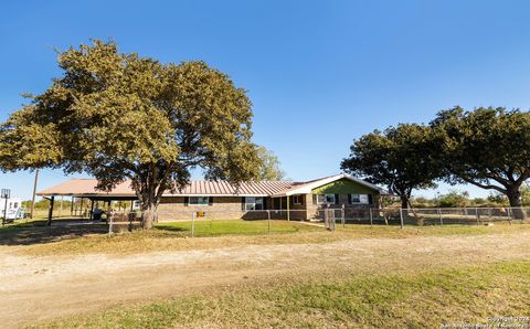 A home in Devine