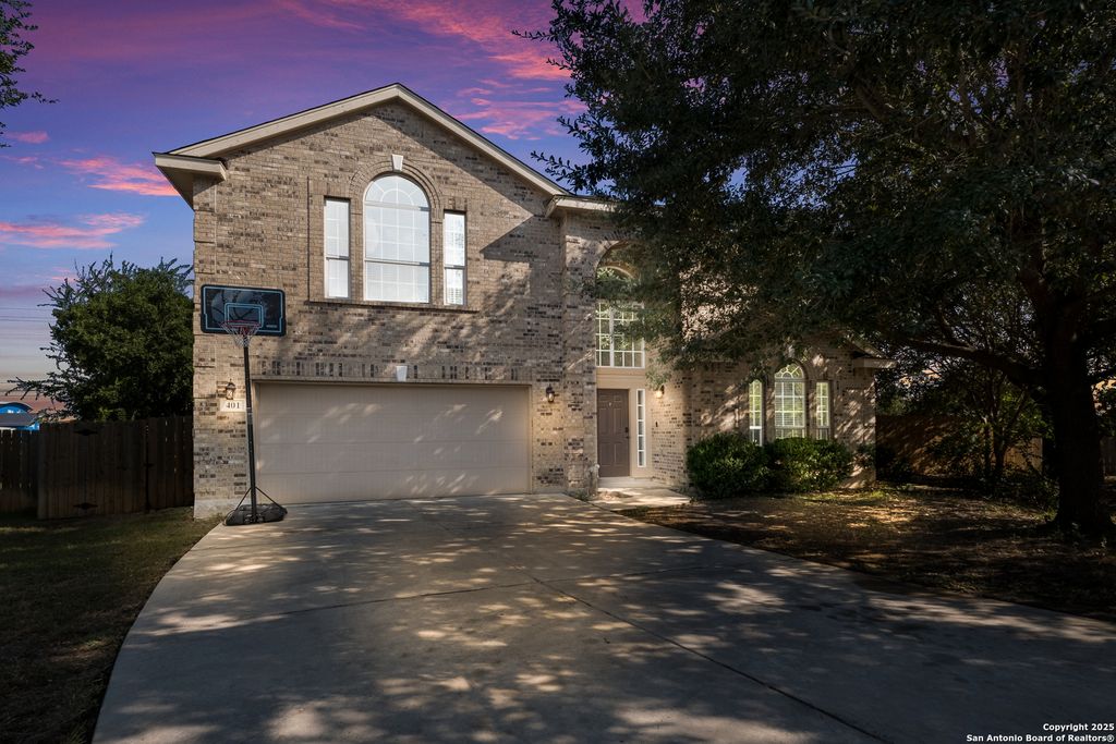 Photo of 401 zoeller, Cibolo, TX 78108 (MLS # 1899252)