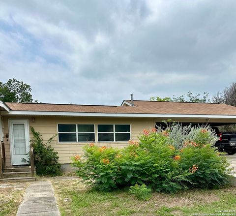 A home in Uvalde