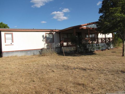 A home in Bandera