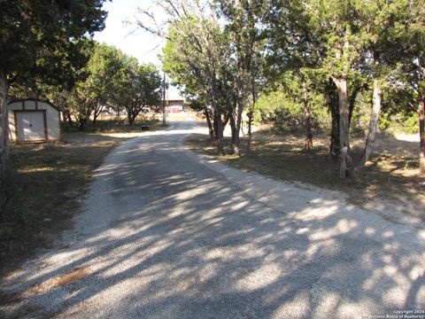 A home in Bandera