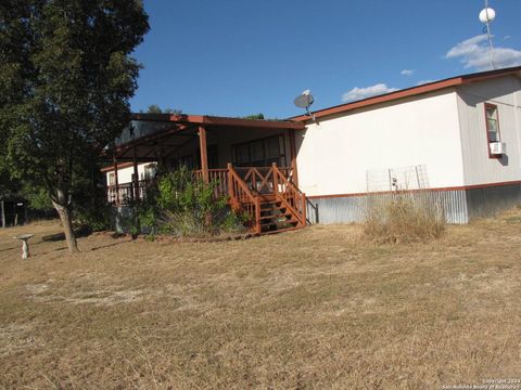 A home in Bandera