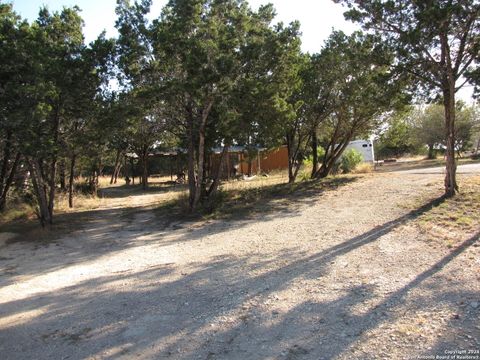 A home in Bandera