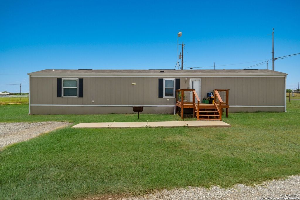 Photo of 7380 Pittman, Adkins, TX 78101 (MLS # 1965123)