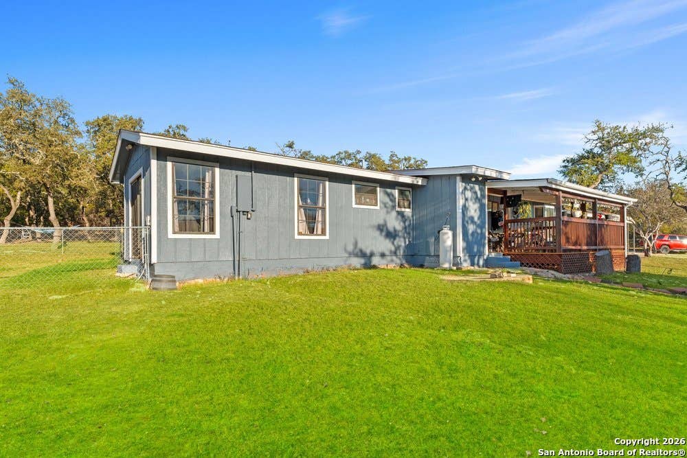 Photo of 277 W Bear Springs, Pipe Creek, TX 78063 (MLS # 1932115)