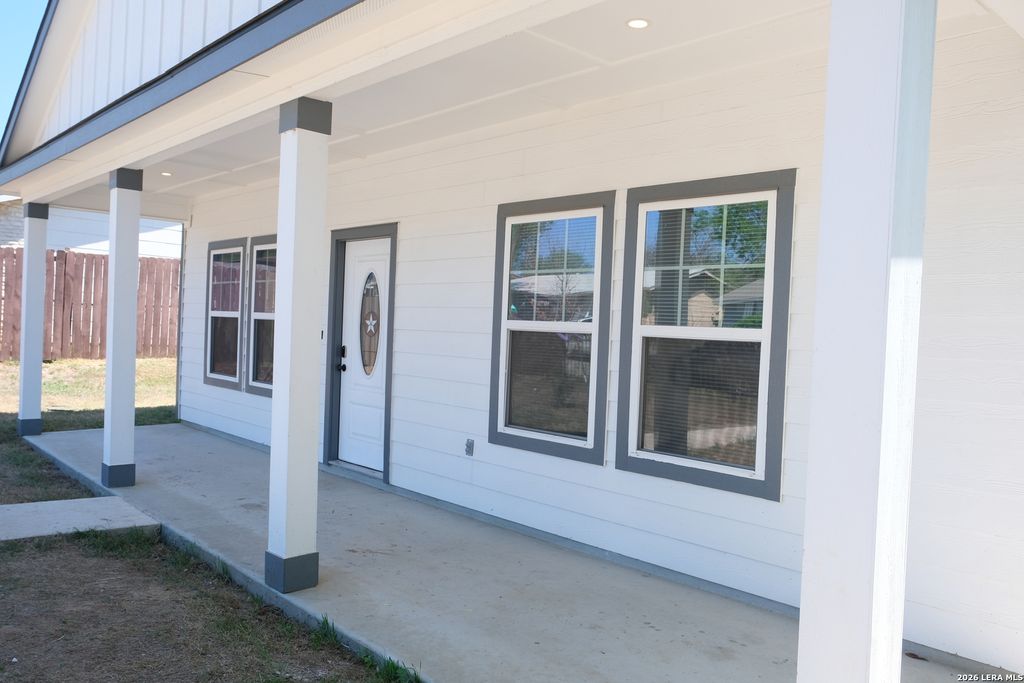 Photo of 178 Shadow Valley, San Antonio, TX 78227 (MLS # 1951498)