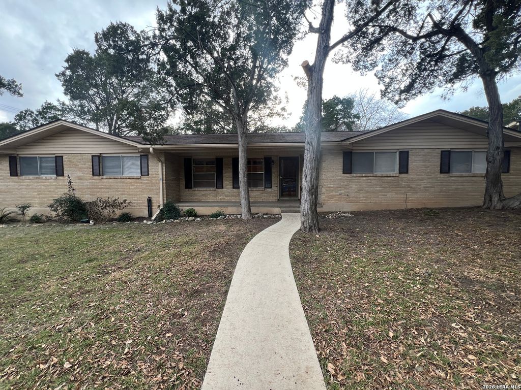 Photo of 801 Timber Drive, New Braunfels, TX 78130 (MLS # 1938707)