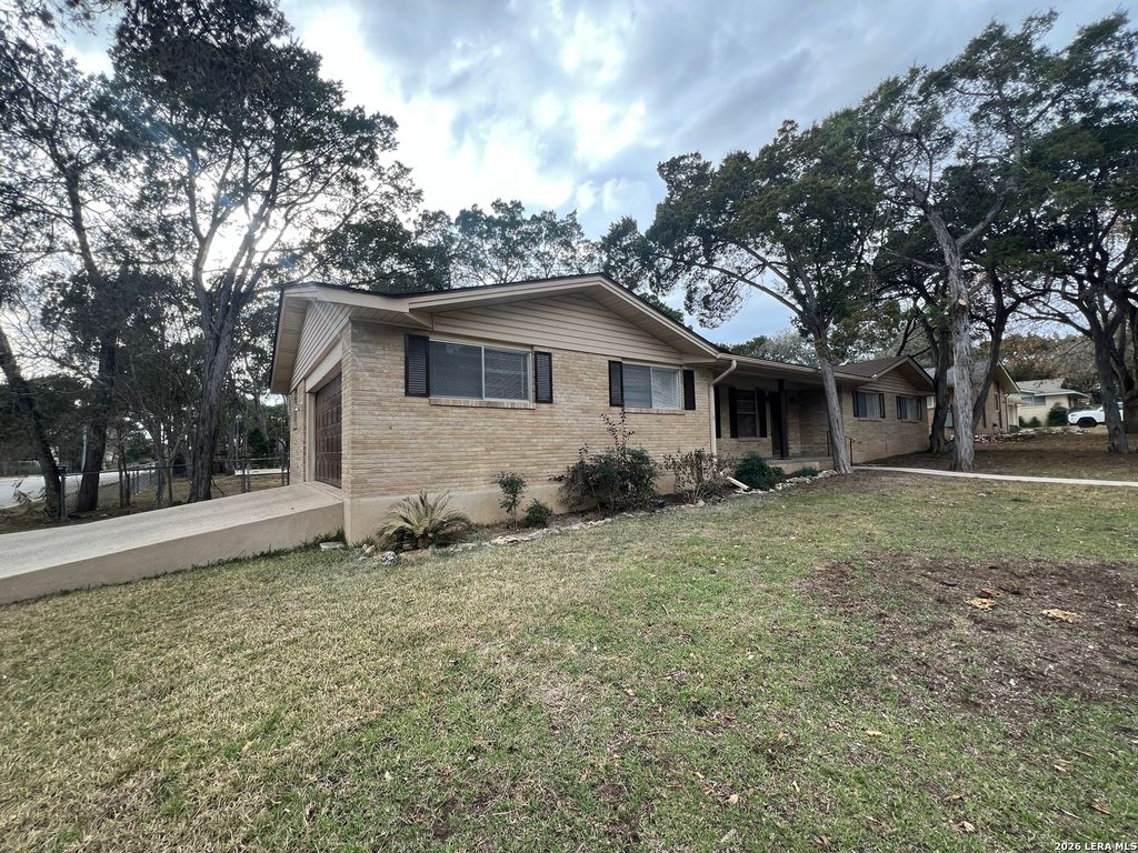 Photo of 801 Timber Drive, New Braunfels, TX 78130 (MLS # 1938707)