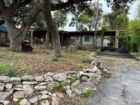 A home in Canyon Lake