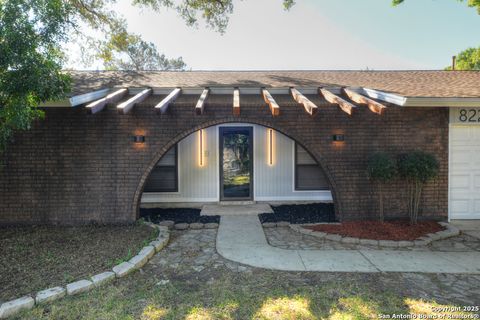 8226 Zodiac Universal City TX 78148