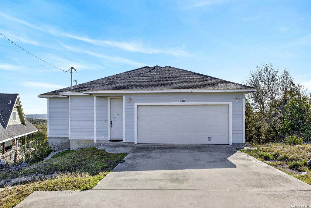 Photo of 628 Cloud Top, Canyon Lake, TX 78133 (MLS # 1951479)