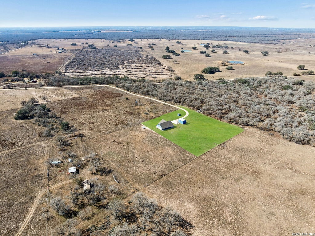 Photo of 5476 County Road 427, Stockdale, TX 78160 (MLS # 1940254)