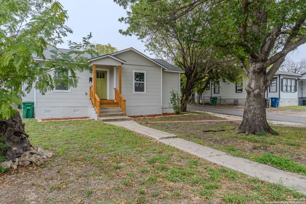 Photo of 911 Fair, San Antonio, TX 78223 (MLS # 1926944)