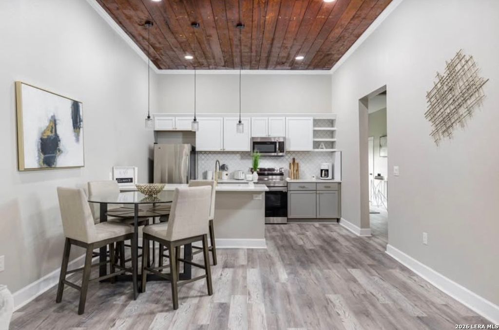 Photo of 613 Delaware, San Antonio, TX 78210 (MLS # 1947373)