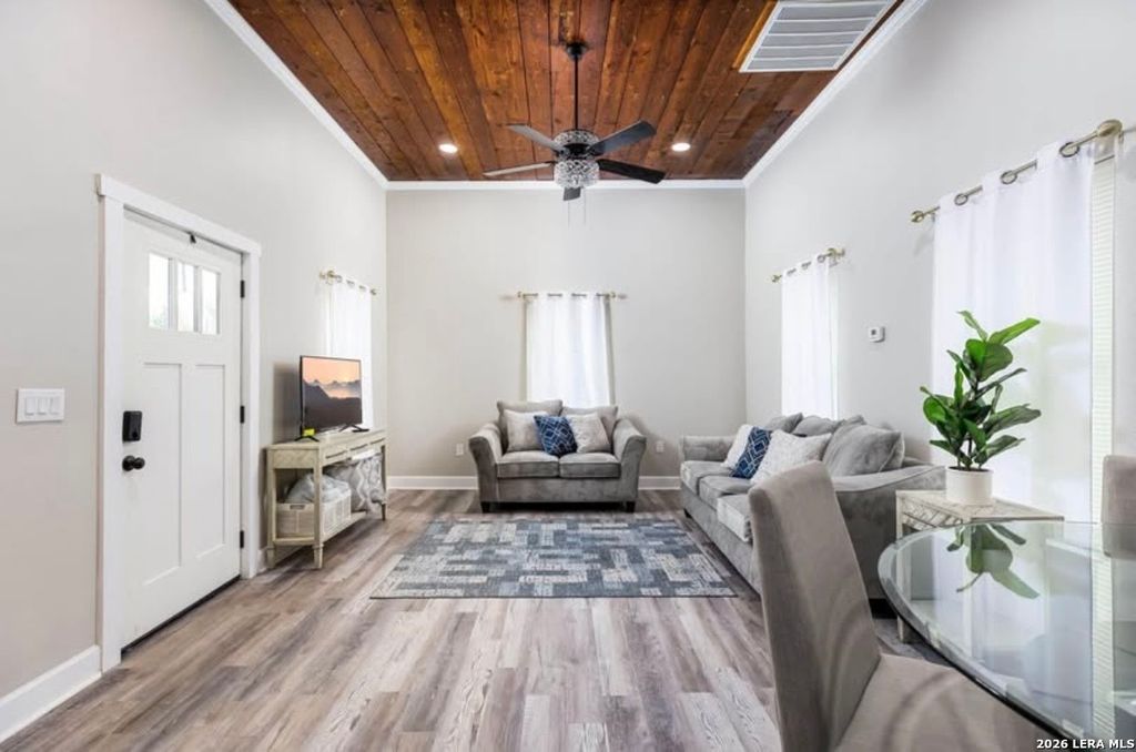 Photo of 613 Delaware, San Antonio, TX 78210 (MLS # 1947373)