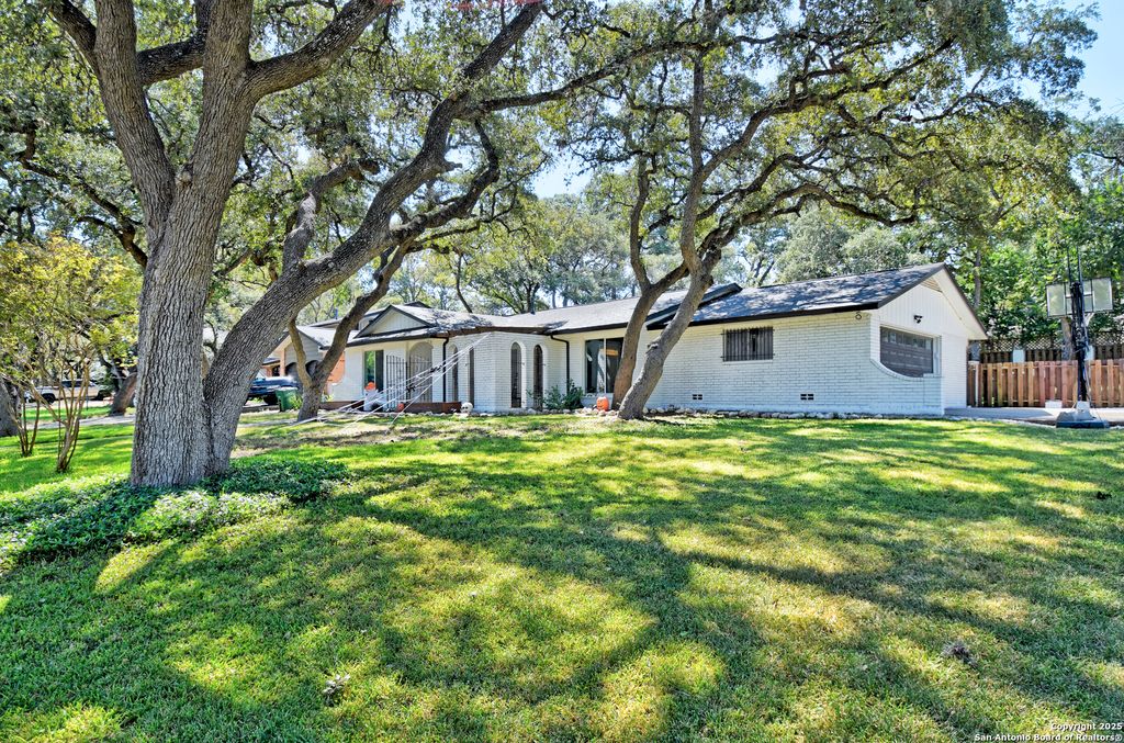 Photo of 9623 Barcelona, San Antonio, TX 78230 (MLS # 1924811)