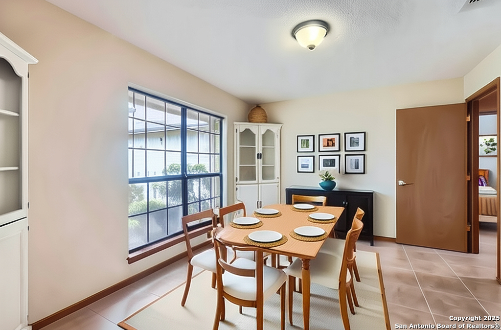 350 Chaparral Creek