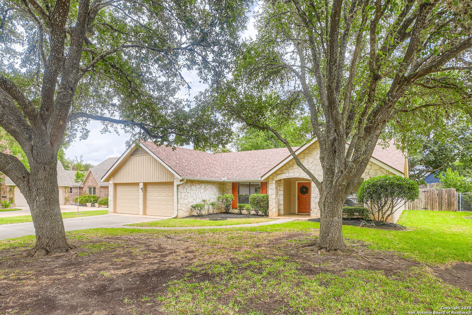 350 Chaparral Creek
