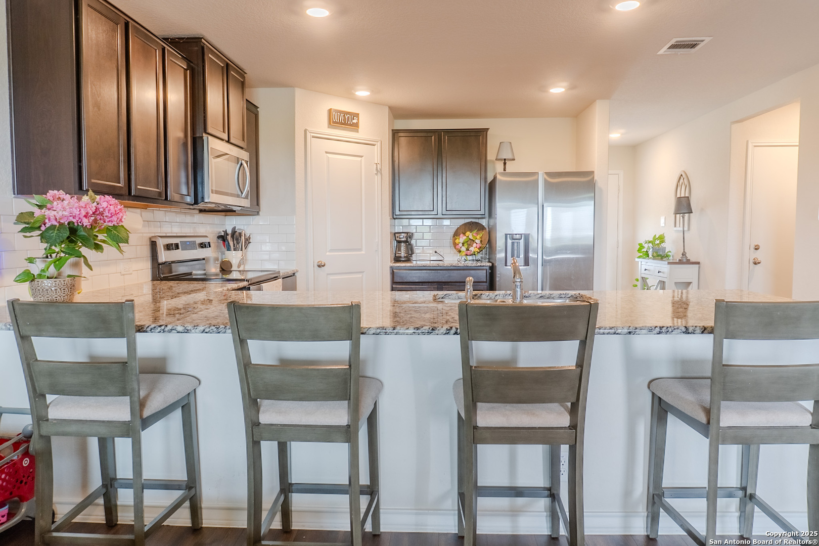 328 Black River