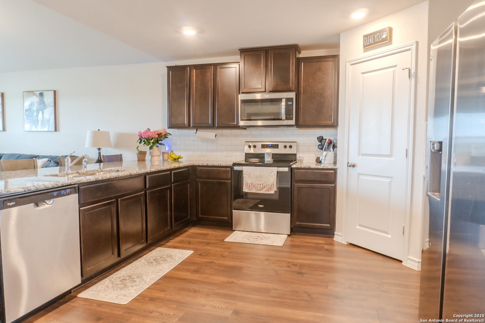 328 Black River
