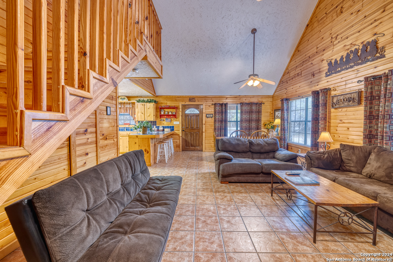 65 COMMANCHE CREEK RD