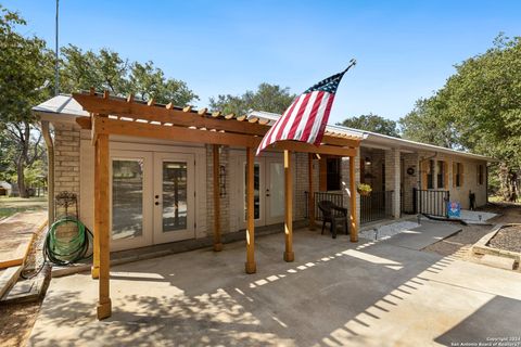 A home in La Vernia