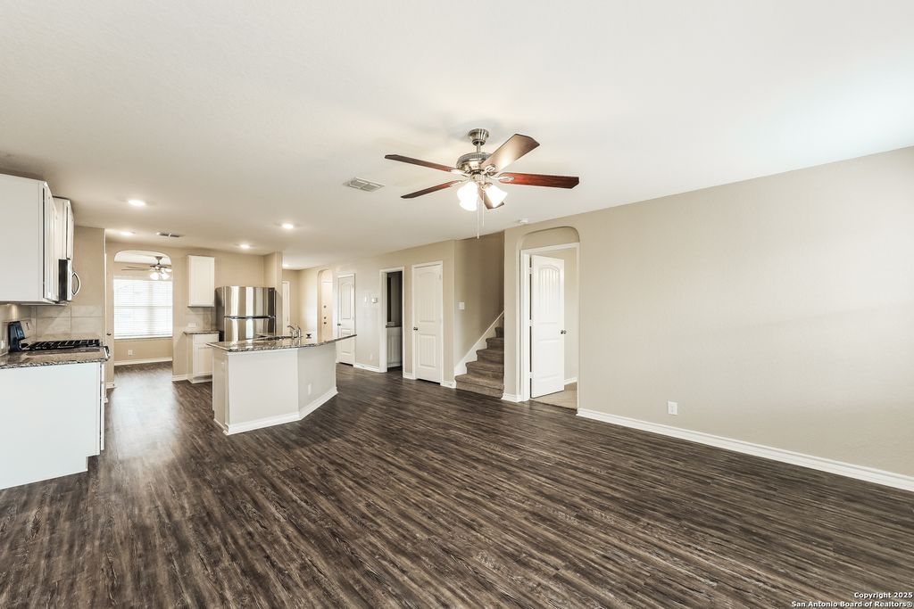 Photo of 850 Brown Thrasher, San Antonio, TX 78253 (MLS # 1914721)