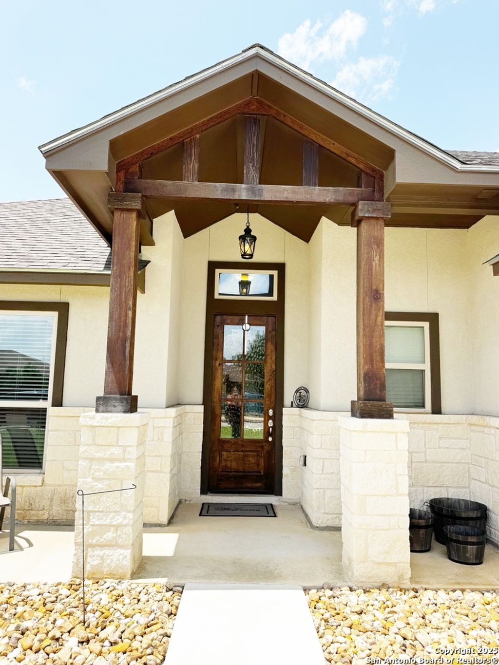 Photo of 1683 Vista View, Pleasanton, TX 78064 (MLS # 1877547)