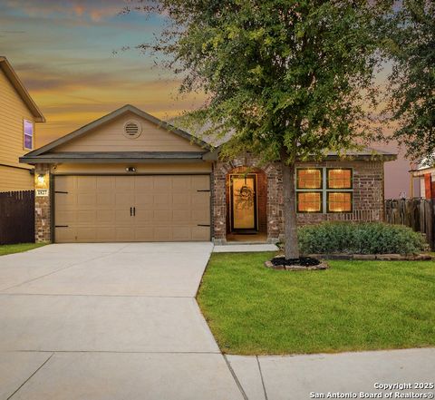 1827 Aspen Silver San Antonio TX 78245