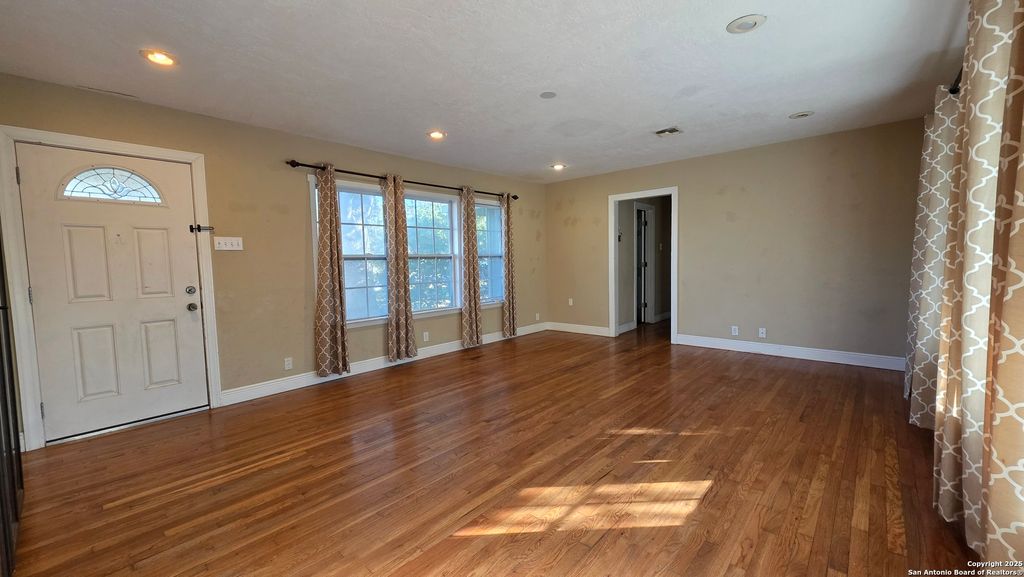 Photo of 6320 Fox Run, San Antonio, TX 78233 (MLS # 1930008)