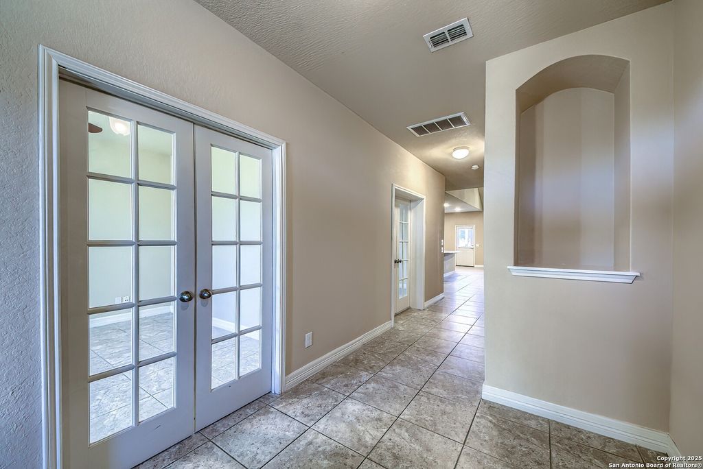 Photo of 549 Saddle Vista, Cibolo, TX 78108 (MLS # 1922042)