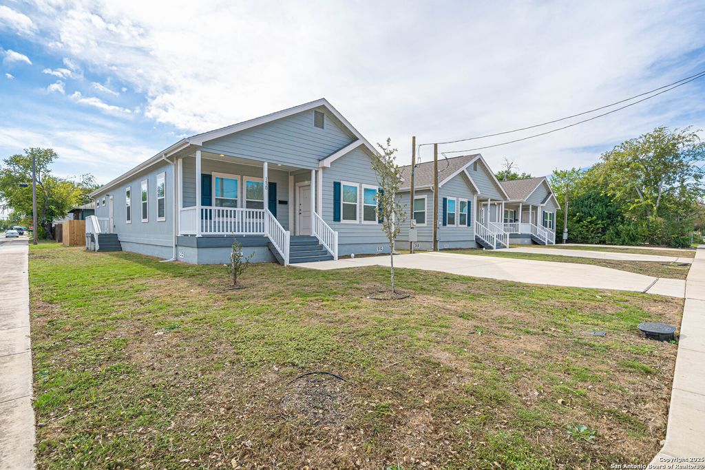 Photo of 1420 Burleson, San Antonio, TX 78202 (MLS # 1926586)