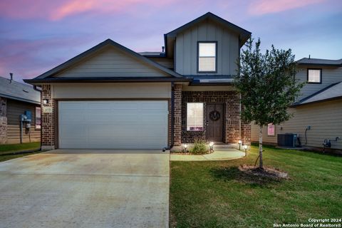 A home in Floresville