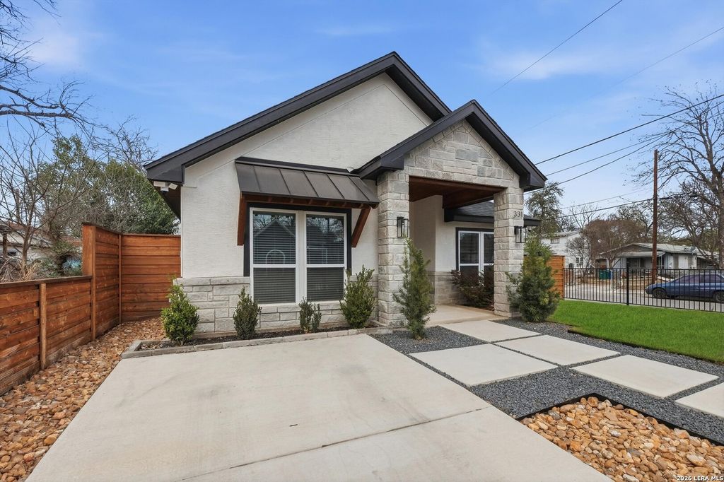 Photo of 331 E Lambert St, San Antonio, TX 78204 (MLS # 1947473)