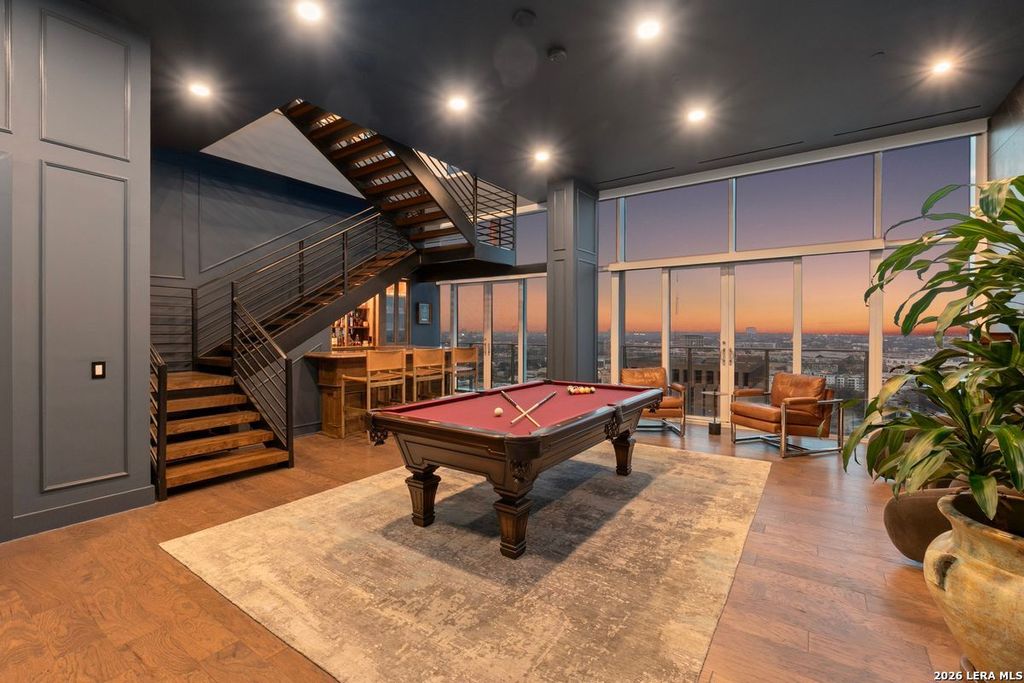 Photo of 123 Lexington 1803 #1803, San Antonio, TX 78205 (MLS # 1947837)