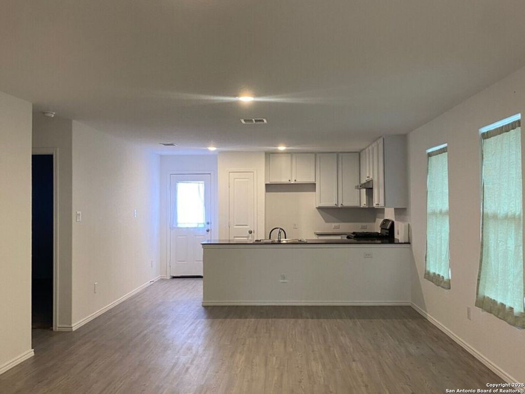 Photo of 10586 torroja, Converse, TX 78109 (MLS # 1930386)