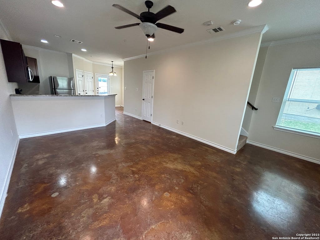 Photo of 622 MEADOW ARBOR LN 1 #1, Universal City, TX 78148 (MLS # 1969301)