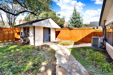 A home in Universal City