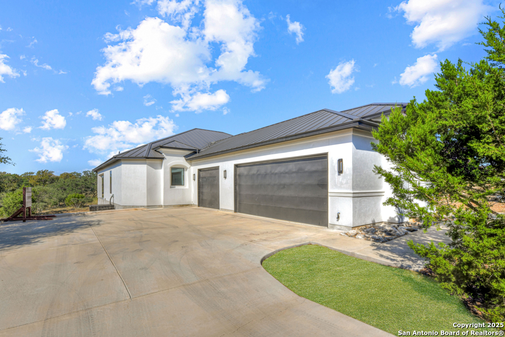 5833 Copper Valley