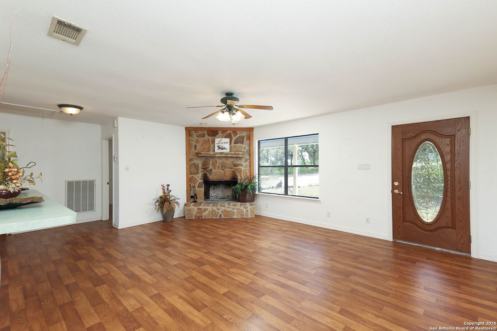 Photo of 540 Soft Wind, Canyon Lake, TX 78133 (MLS # 1876222)