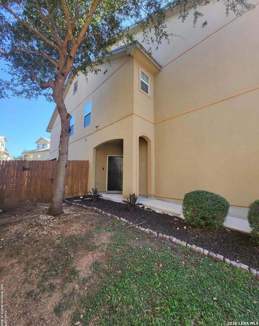 Photo of 23831 Stately Oaks, San Antonio, TX 78260 (MLS # 2007120)