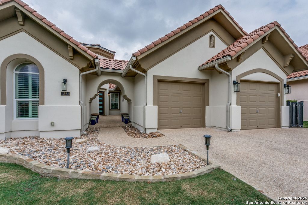 Photo of 27 Avalon, San Antonio, TX 78257 (MLS # 1924331)