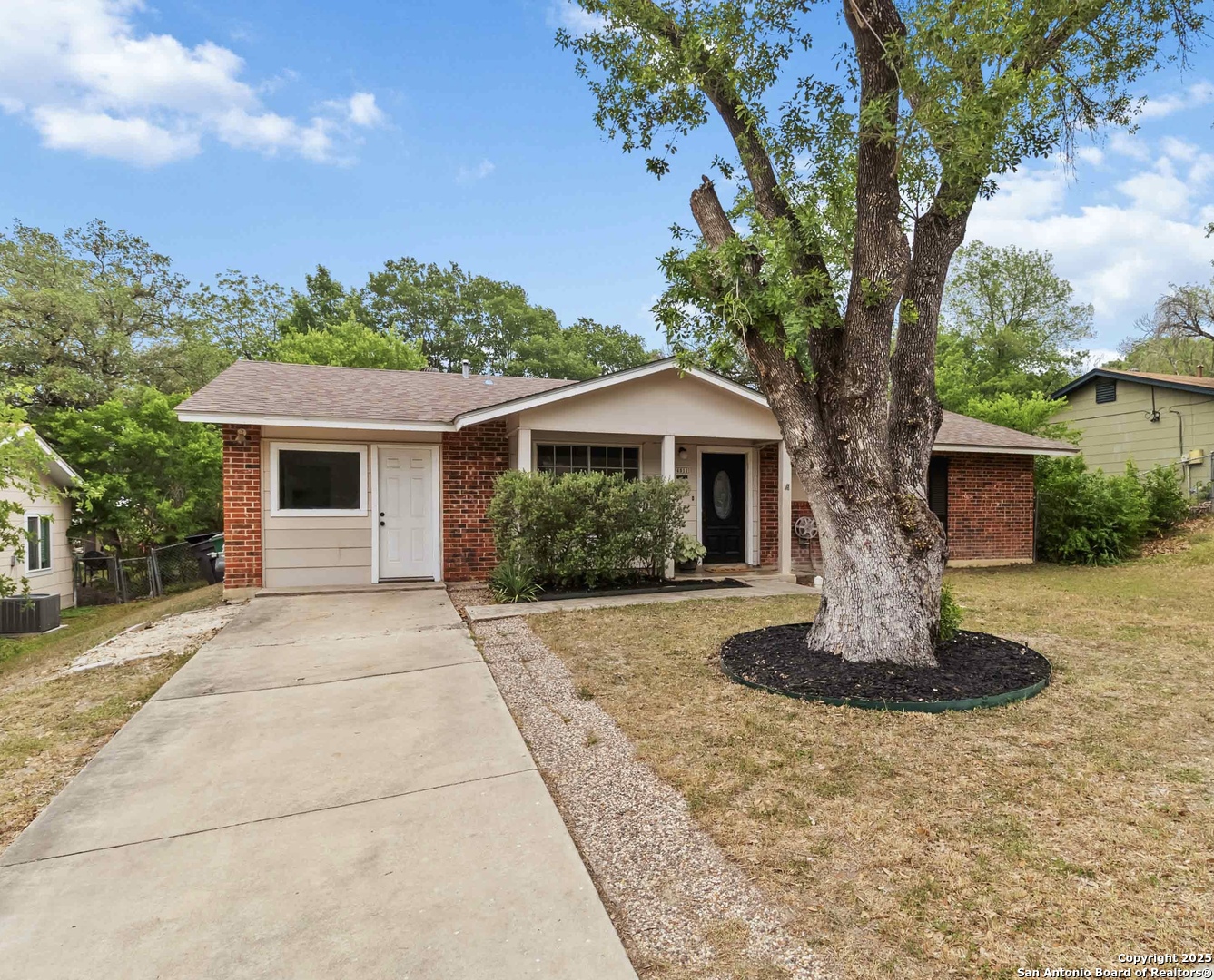 4511 Avenida Prima