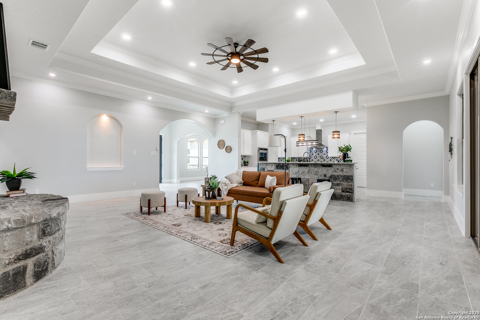 252 Venado Oaks