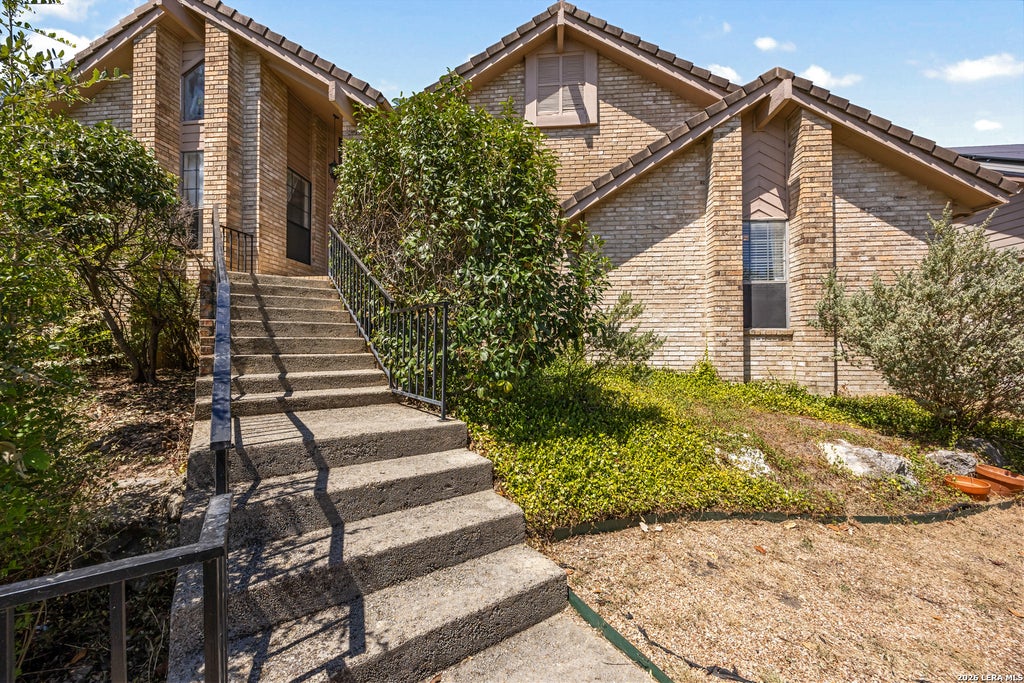 Photo of 20611 Oak Farm, San Antonio, TX 78258 (MLS # 2010501)