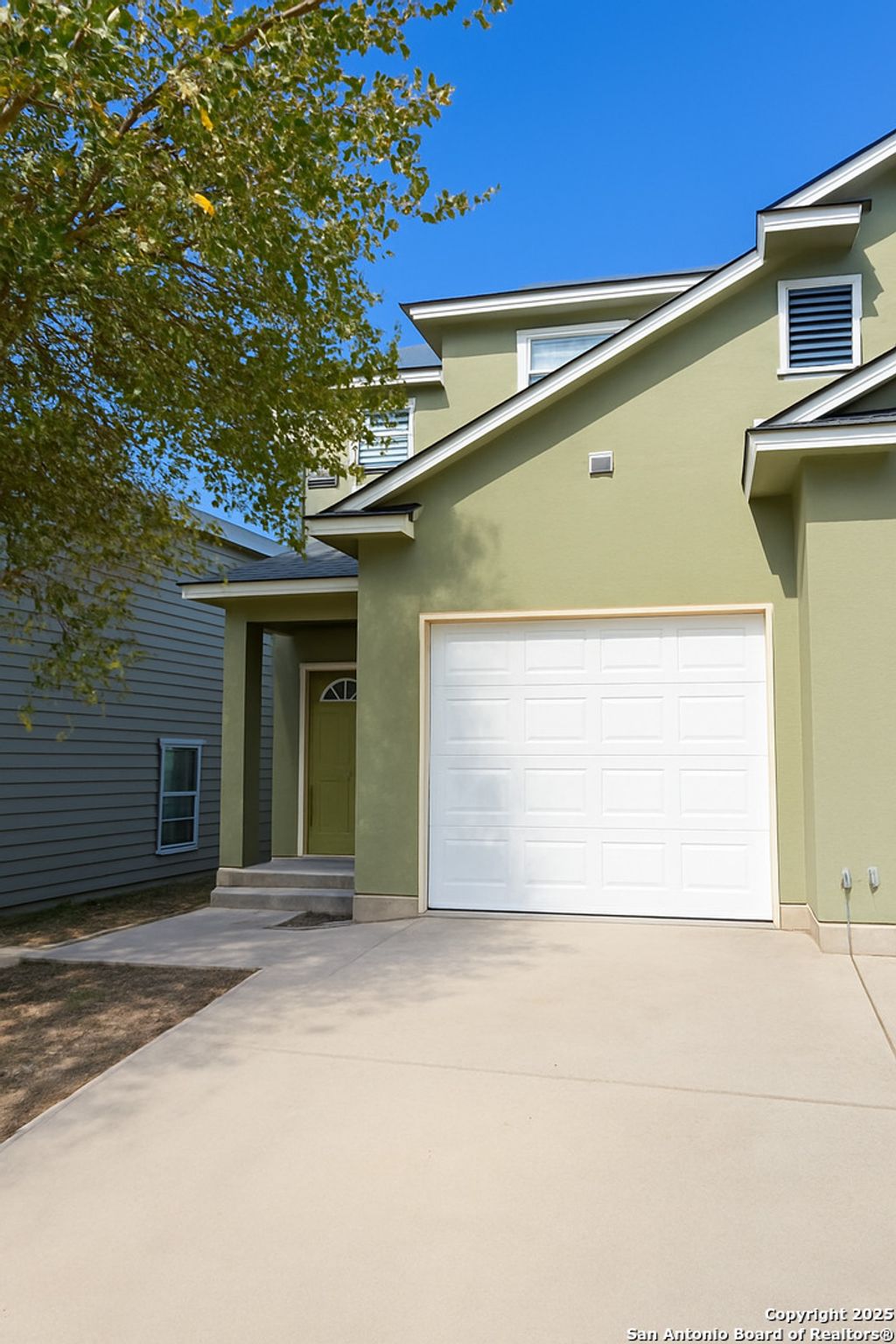 Photo of 5007 Summit Wood 4 #4, San Antonio, TX 78229 (MLS # 1922125)