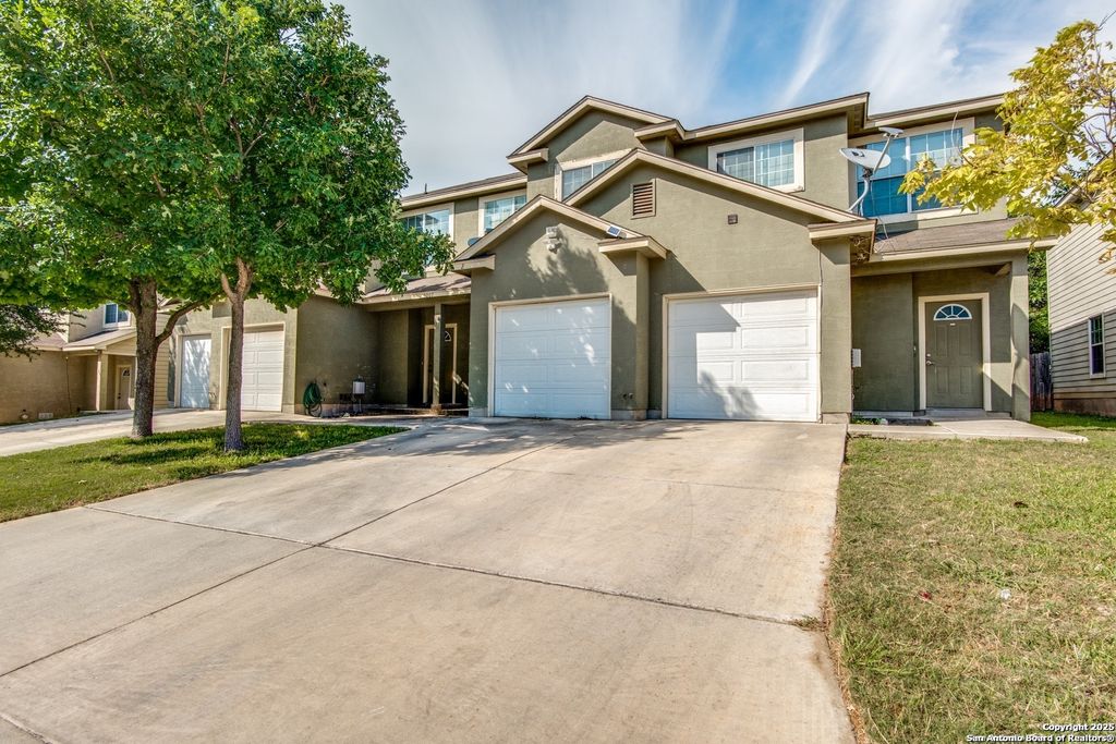 Photo of 5007 Summit Wood 4 #4, San Antonio, TX 78229 (MLS # 1922125)