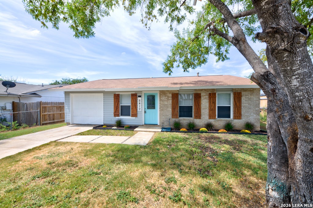 Photo of 5410 RED SKY ST, San Antonio, TX 78242 (MLS # 2018356)