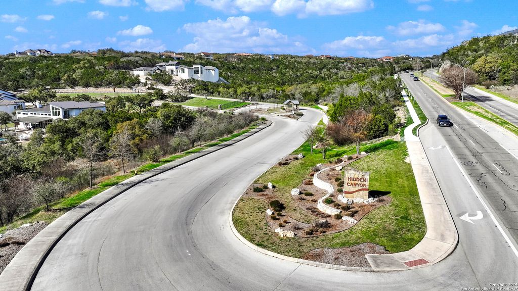 Photo of 602 WINDING RAVINE, San Antonio, TX 78258 (MLS # 1754267)