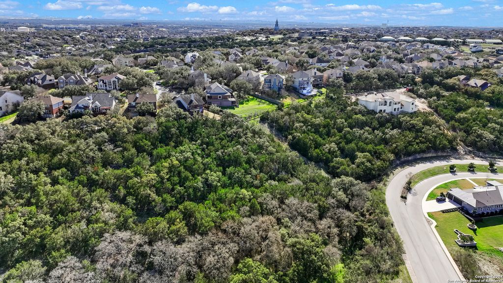 Photo of 602 WINDING RAVINE, San Antonio, TX 78258 (MLS # 1754267)